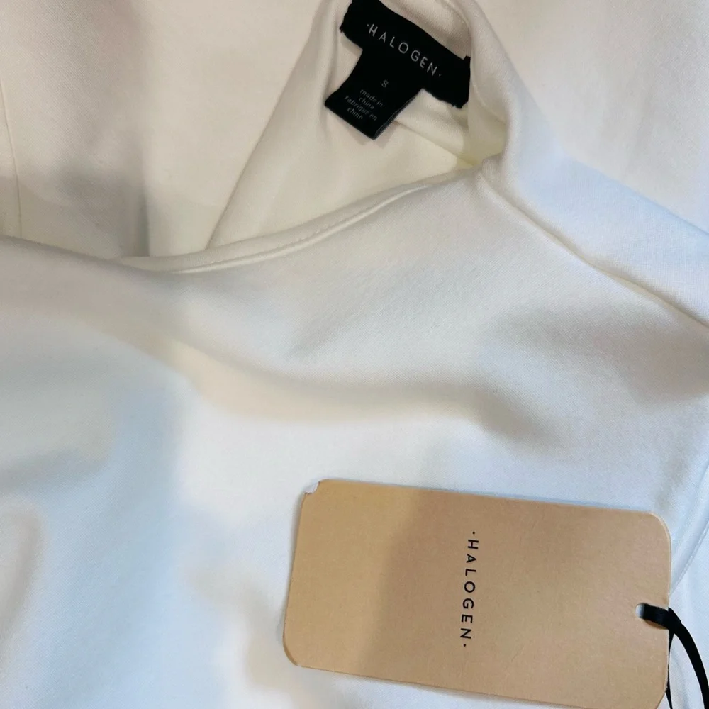 Halogen Creamy White Fitted Mock Sleeveless Top - Picture 3 of 3